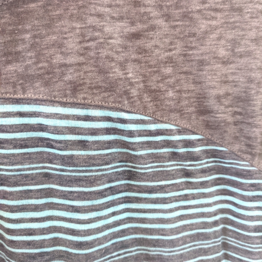 L Athena Tee - Picture 2 of 2